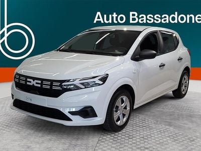 Uusi 2025 Dacia Sandero Essentiel Viistoperä | 15 880 € (Kallis)
