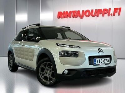 Valkoinen Käytetty 2015 Citroën C4 Cactus PureTech Viistoperä | 7 880 € (Perustarjous)