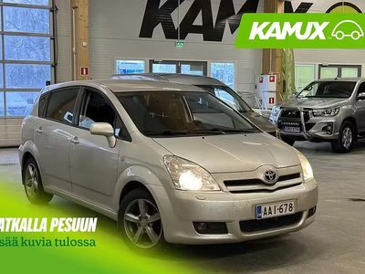 Käytetty Toyota Corolla Verso 2006 Tila-auto
