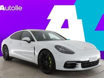 Porsche Panamera 4