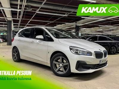 Valkoinen Käytetty 2018 BMW 225 Active Tourer Tila-auto | 15 980 € (Perustarjous)