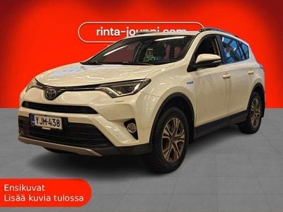 Valkoinen Käytetty 2017 Toyota RAV4 Hybrid Edition Katumaasturi | 20 780 € (Hieman kallis)