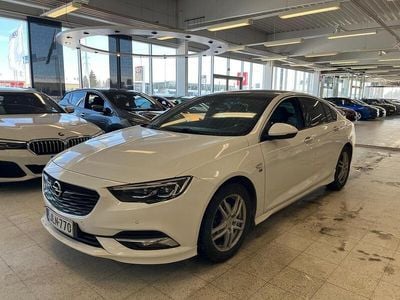 Käytetty Opel Insignia OPC 136 HP (100 kW) 2018 Valkoinen Viistoperä