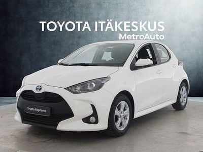Valkoinen Käytetty 2022 Toyota Yaris Active Viistoperä | 18 490 € (Perustarjous)