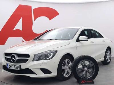 käytetty Mercedes CLA200 BE A Premium Business - / KAMERA / TUTKAT / LOHKOLÄMMITIN SISÄPUHALTIMELLA /