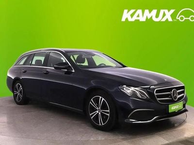 Sininen Käytetty 2020 Mercedes E220 Avantgarde Farmari | 27 780 € (Perustarjous)