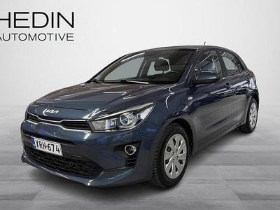 Käytetty Kia Rio LX 84 HP (61 kW) 2022 Sininen Viistoperä