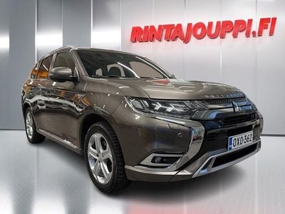 Käytetty 2019 Mitsubishi Outlander P-HEV Instyle Katumaasturi | 20 490 € (Perustarjous)