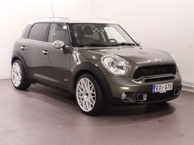 käytetty Mini Cooper S Countryman ALL4 R60 - Lasikattoluukku, Comfort access, Urheiluohjauspyörä