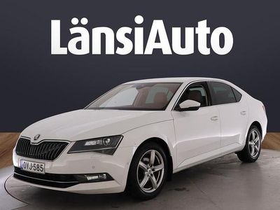 Valkoinen Käytetty 2016 Skoda Superb Style Sedan | 14 880 € (Perustarjous)