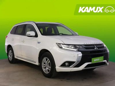 Käytetty Mitsubishi Outlander P-HEV Intense 150 HP (110 kW) 2016 Valkoinen Farmari