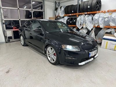 Käytetty Skoda Octavia RS 220 HP (161 kW) 2015 Viistoperä
