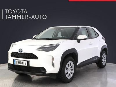 Valkoinen Käytetty 2023 Toyota Yaris Cross Active Katumaasturi | 24 880 € (Perustarjous)