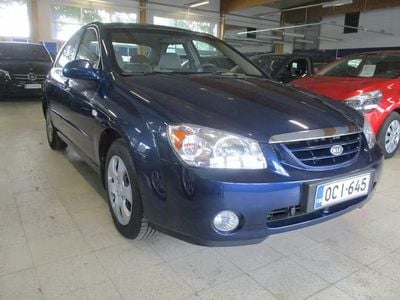 Käytetty Kia Cerato 105 HP (77 kW) 2005 Sininen Sedan