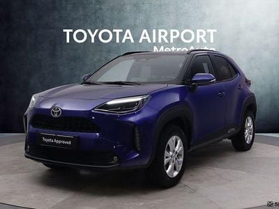 Met. sininen Käytetty 2024 Toyota Yaris Cross Katumaasturi | 29 990 € (Hyvä tarjous)