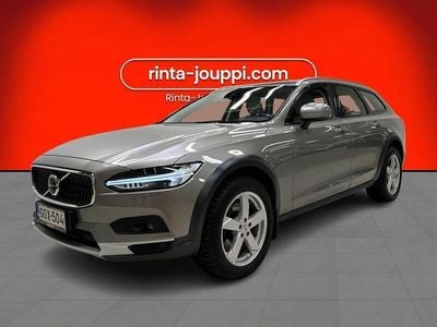 Käytetty 2022 Volvo V90 CC Business Edition Farmari | 35 890 € (Supertarjous)
