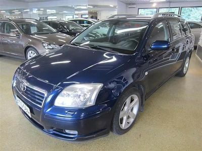 Käytetty Toyota Avensis Sol 116 HP (85 kW) 2005 Sininen Farmari