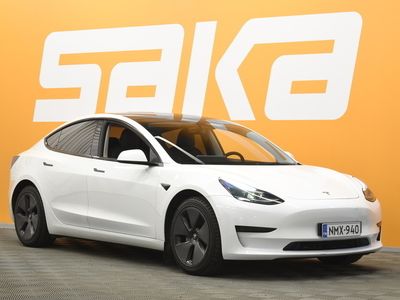 käytetty Tesla Model 3 Standard Range Plus ** Ilmalämpöpumppu / Premium Connectivity / Lasikatto / Autopilotti **