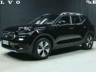Käytetty Volvo XC40 Business Edition 211 HP (155 kW) 2022 Katumaasturi