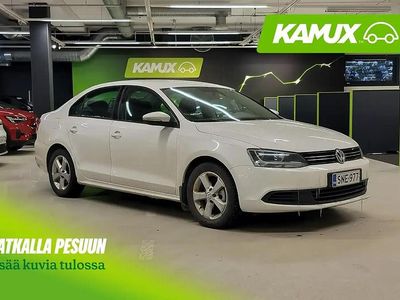 Käytetty VW Jetta Comfortline 122 HP (89 kW) 2012 Valkoinen Sedan