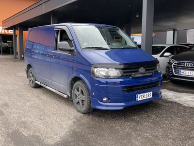 käytetty VW Transporter umpipakettiauto 2,0 TDI 103 kW ** Hieno yksilö! / Lisälämmitin / Vetokoukku / Juuri saapunut! **