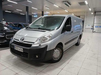 Käytetty 2014 Toyota Proace Active Tila-auto | 9 900 €
