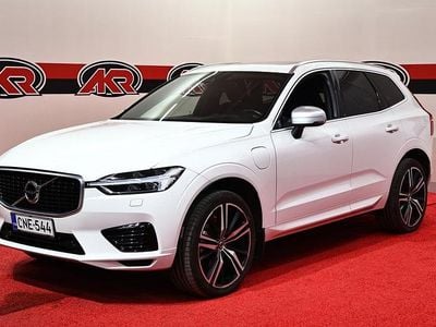 Valkoinen Käytetty 2019 Volvo XC60 Business Edition Katumaasturi | 33 900 € (Perustarjous)