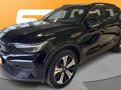 Käytetty 2023 Volvo XC40 Core Katumaasturi | 31 900 € (Perustarjous)