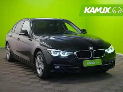 Käytetty BMW 330e Sport Line 252 HP (185 kW) 2016 Musta Sedan