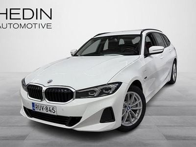 BMW 330e