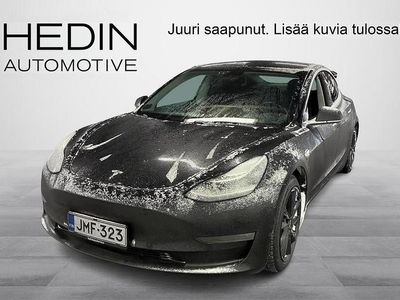 Käytetty Tesla Model 3 339 kW (462 HP) 2019 Musta Sedan