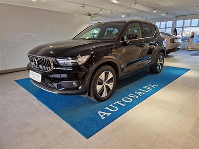 Musta Käytetty 2021 Volvo XC40 Inscription Katumaasturi | 29 900 € (Perustarjous)