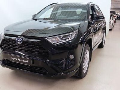 Musta Käytetty 2021 Toyota RAV4 Edition Katumaasturi | 34 900 € (Hieman kallis)