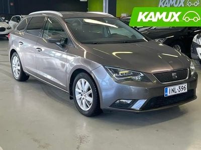 Käytetty Seat Leon ST Ecomotive 116 HP (85 kW) 2016 Hopea / harmaa Farmari