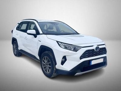Käytetty Toyota RAV4 Hybrid Active 178 HP (130 kW) 2022 Valkoinen Katumaasturi