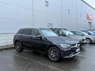 Käytetty 2021 Mercedes GLC300e Business Katumaasturi | 39 900 € (Hieman kallis)