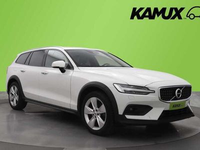 käytetty Volvo V60 CC D4 AWD aut / Tulossa myyntiin / Pa-lämmitin / Pilot Assist / Blis / Kamera /