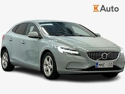Käytetty Volvo V40 Business Edition 122 HP (89 kW) 2017 Sininen Viistoperä