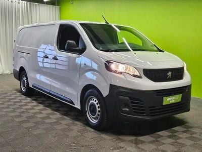 Käytetty Peugeot Expert 144 HP (105 kW) 2023 Icy white paint/standard flat ext trim type Van