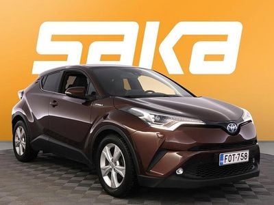 Käytetty Toyota C-HR Premium 122 HP (89 kW) 2019 Katumaasturi