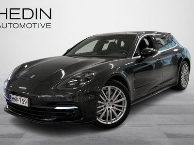 Porsche Panamera 4