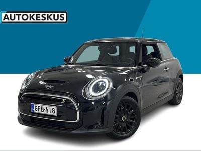 Musta Käytetty 2023 Mini Cooper SE Essential Viistoperä | 19 790 € (Perustarjous)