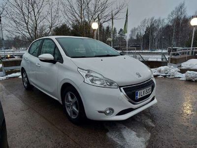 käytetty Peugeot 208 Vision VTi 82 5-ov - 3kk lyhennysvapaa - 2