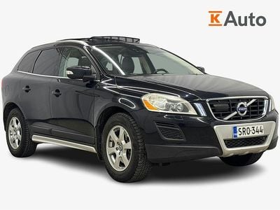 Käytetty Volvo XC60 Summum 215 HP (158 kW) 2012 Musta Katumaasturi