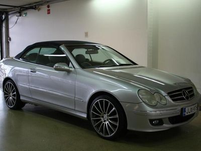 käytetty Mercedes CLK200 Kompressor Cabriolet 2d Elegance*sähkökatto*nahkaverhoilu*automaattiilmastointi*19''erikoisvanteet*syyshintaan!!!