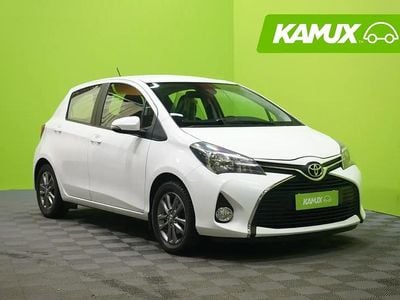 Valkoinen Käytetty 2016 Toyota Yaris Multidrive S Sedan | 13 590 € (Perustarjous)