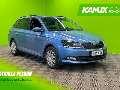 Käytetty Skoda Fabia 110 HP (80 kW) 2016 Sininen Farmari