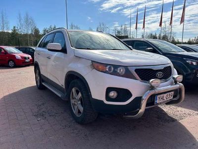 käytetty Kia Sorento 2,2 CRDi AWD EX A/T 5P - 3kk lyhennysvapaa - Ilmainen kotiintoimitus! - J. autoturva