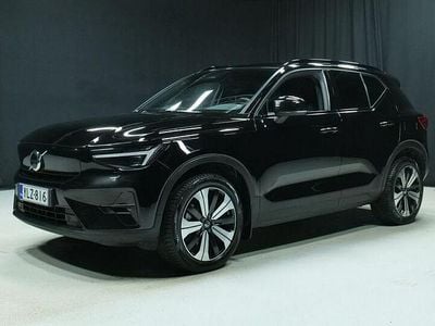 Käytetty 2023 Volvo XC40 Plus Katumaasturi | 29 900 € (Hyvä tarjous)
