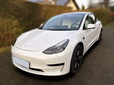 Käytetty 2022 Tesla Model 3 Standard Range Plus Sedan | 26 900 € (Perustarjous)